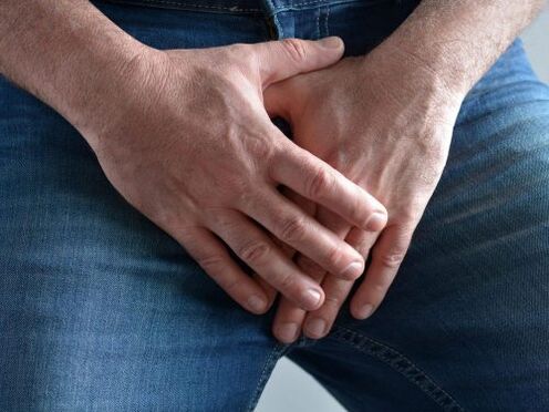 túlingerlés miatti fájdalom a golyókban